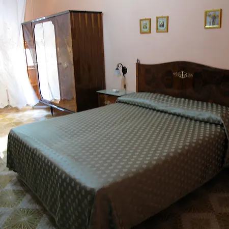 Bed & Breakfast Il Mandorlo 3*
