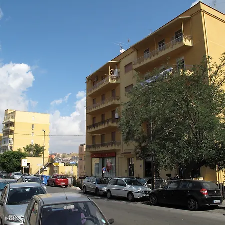 Il Mandorlo Bed and Breakfast 3*