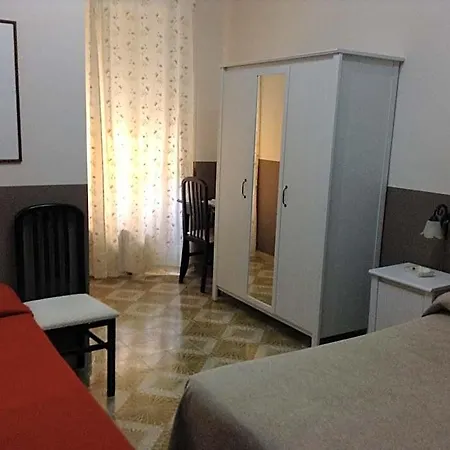 Alojamento de Acomodação e Pequeno-almoço Il Mandorlo 3*