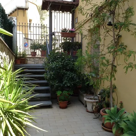 Il Mandorlo Αγκριτζέντο